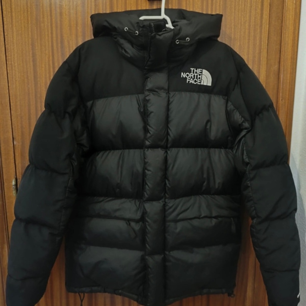 The North Face Men's Dark Puffer Jacket In new mint condition